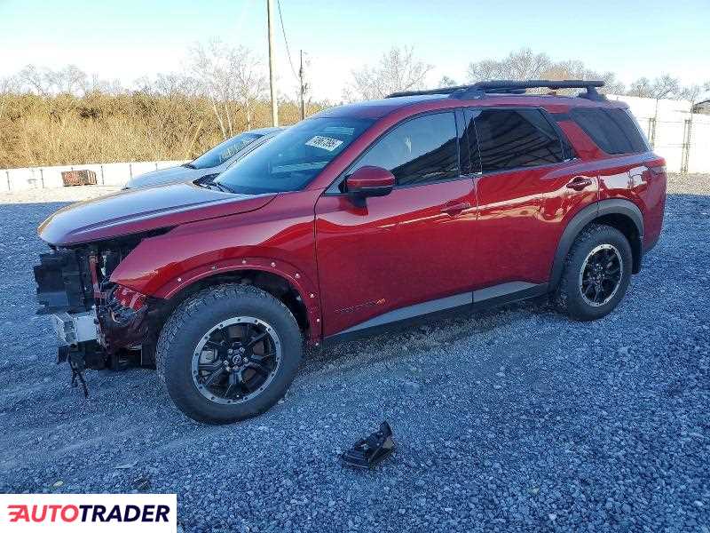 Nissan Pathfinder 2024 3