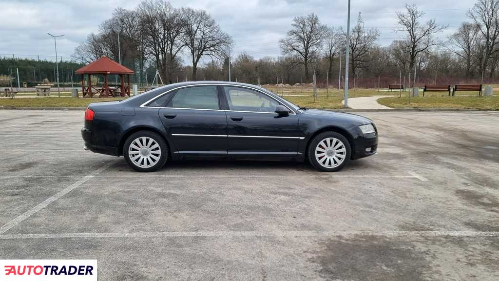 Audi A8 2003 4.2 335 KM