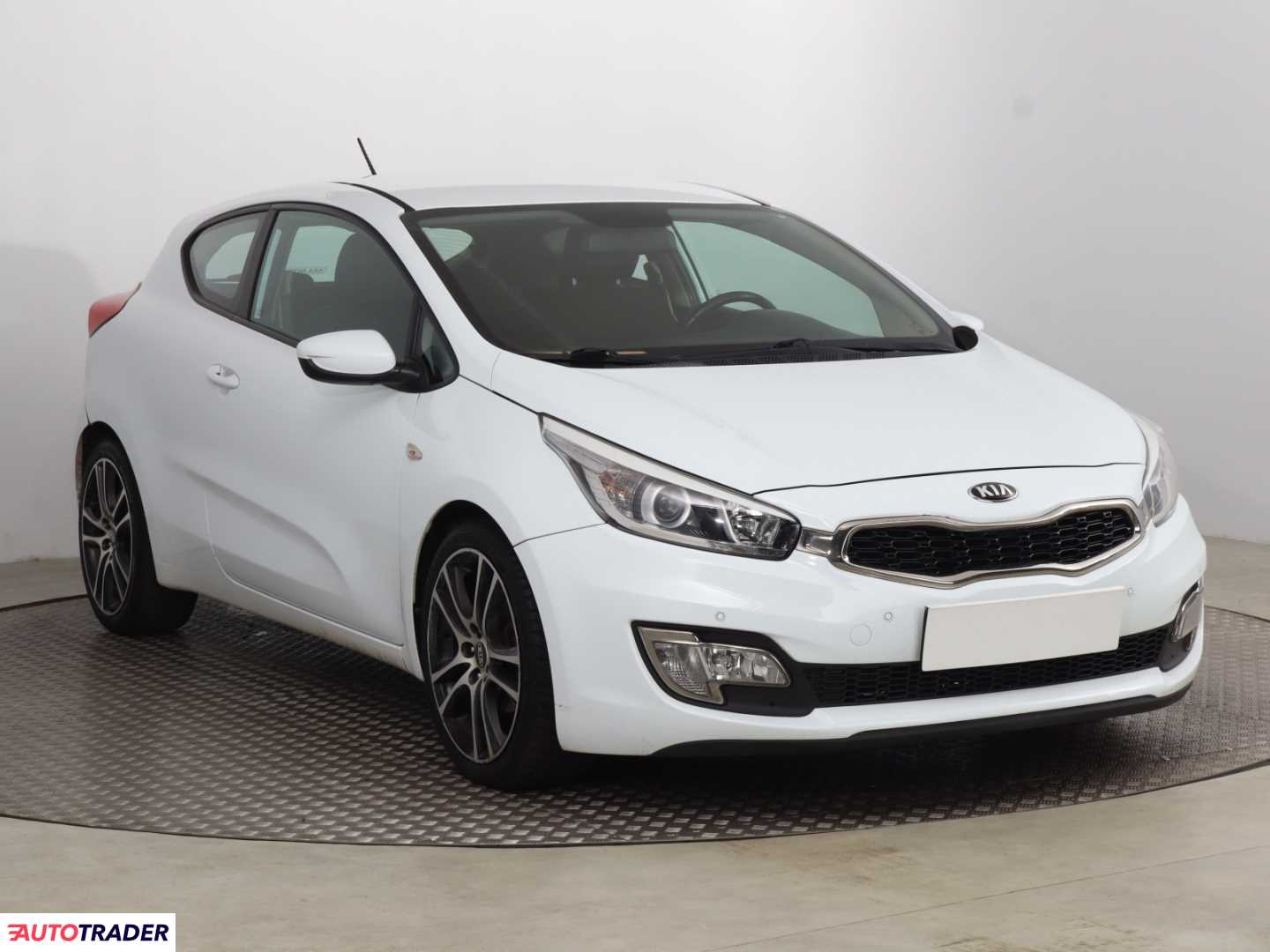 Kia Ceed 2013 1.6 132 KM