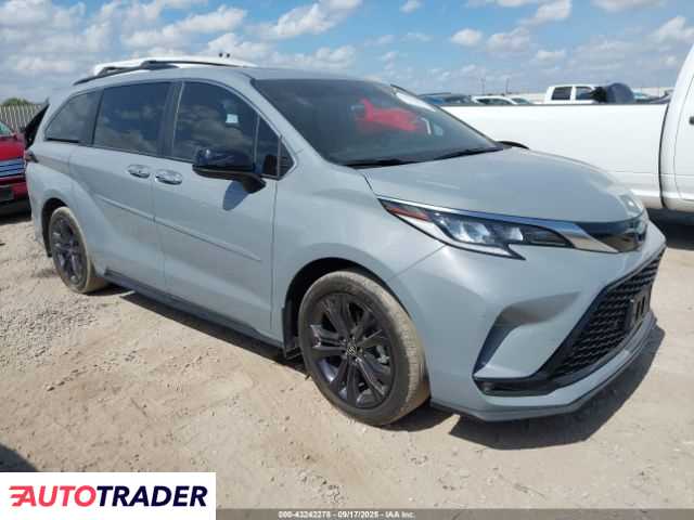 Toyota Sienna 2024 2