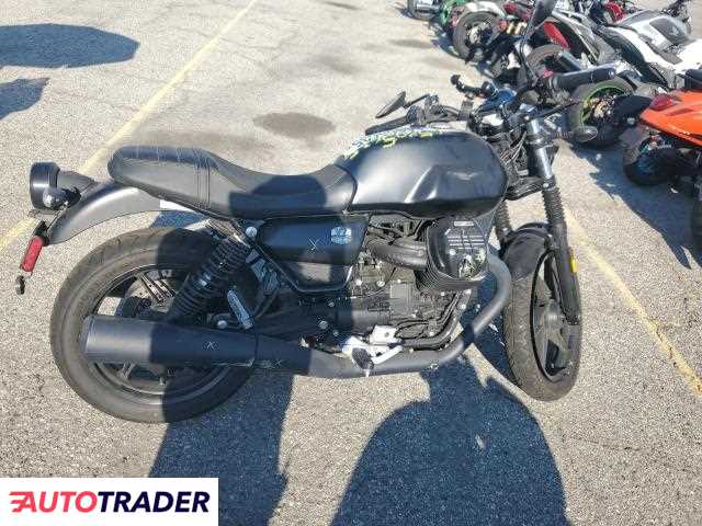 Moto Guzzi V7 2021 Moto Guzzi V7 2021