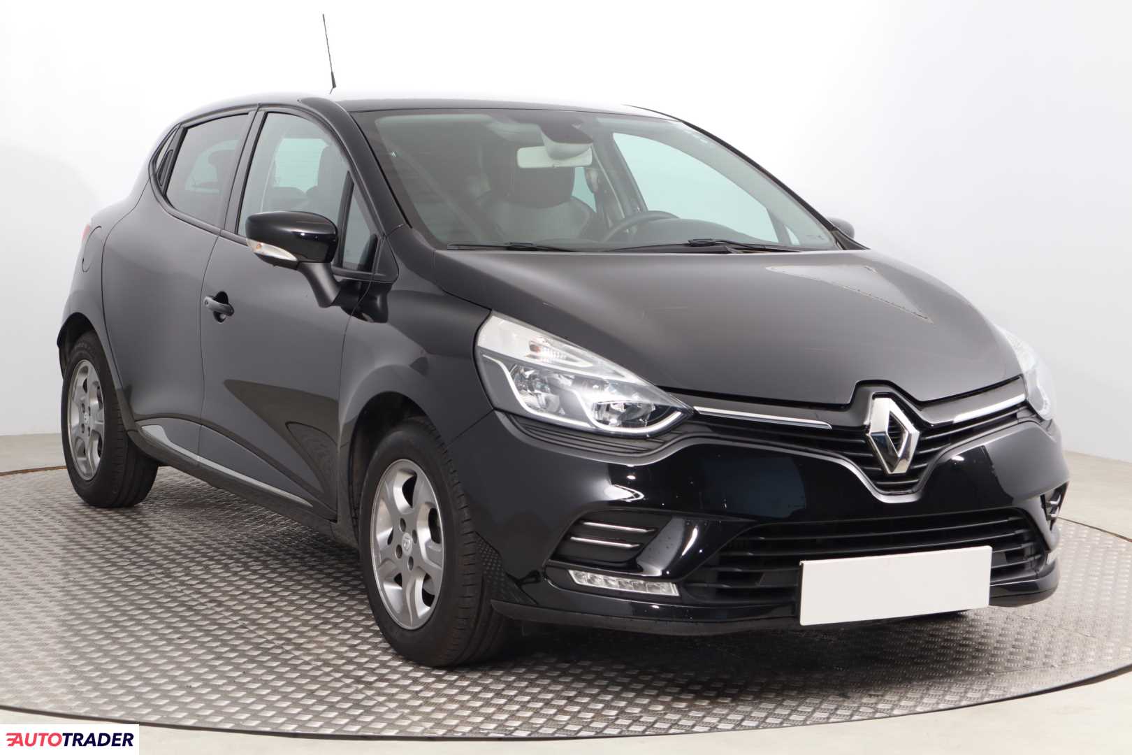 Renault Clio 2019 0.9 88 KM