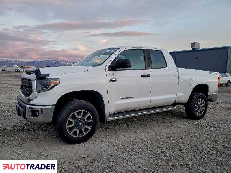 Toyota Tundra 2021 5