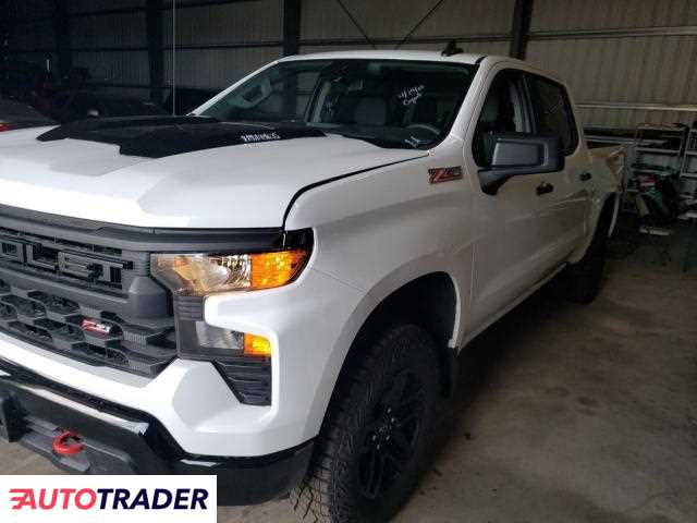Chevrolet Silverado 2025 2
