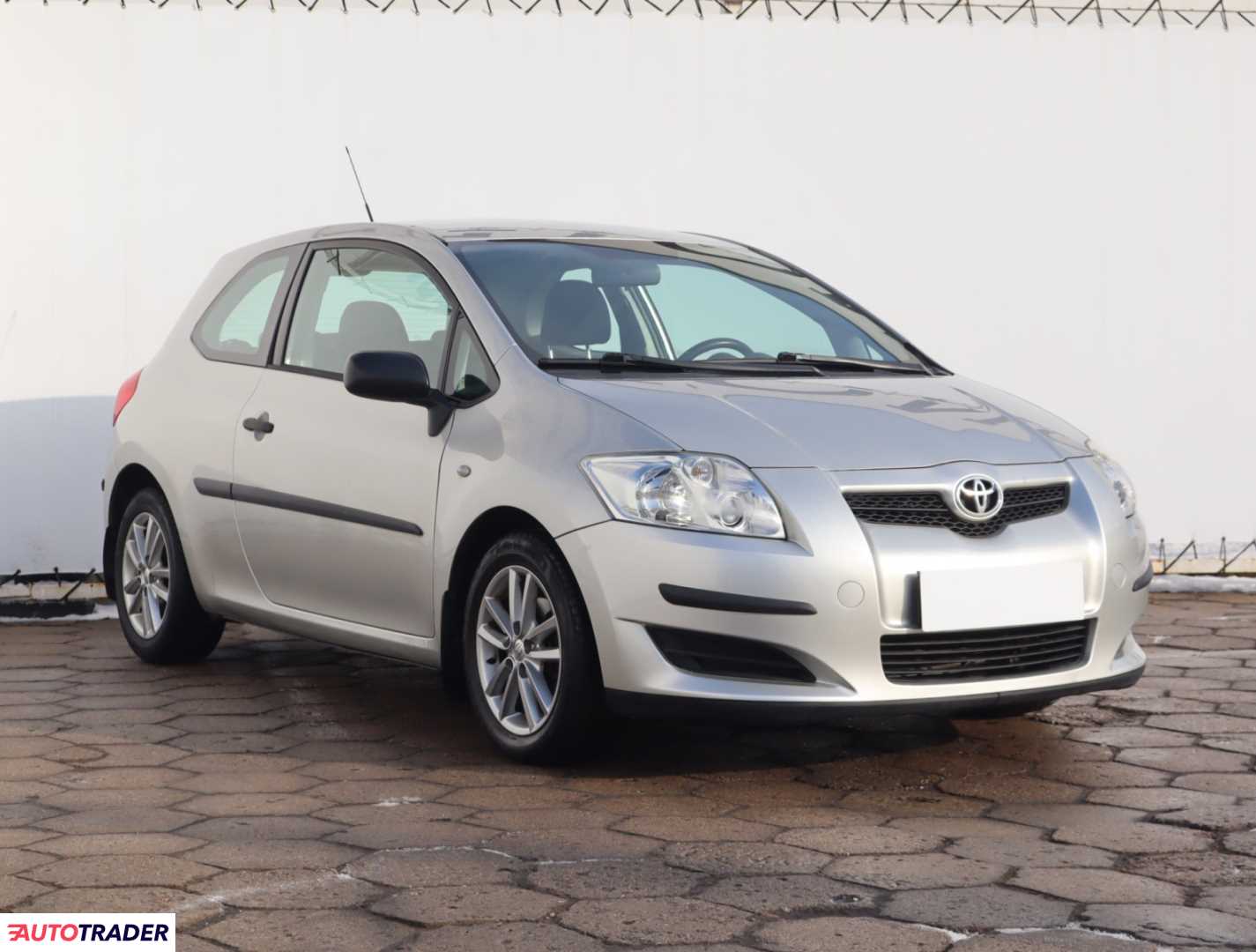 Toyota Auris 2007 1.4 95 KM