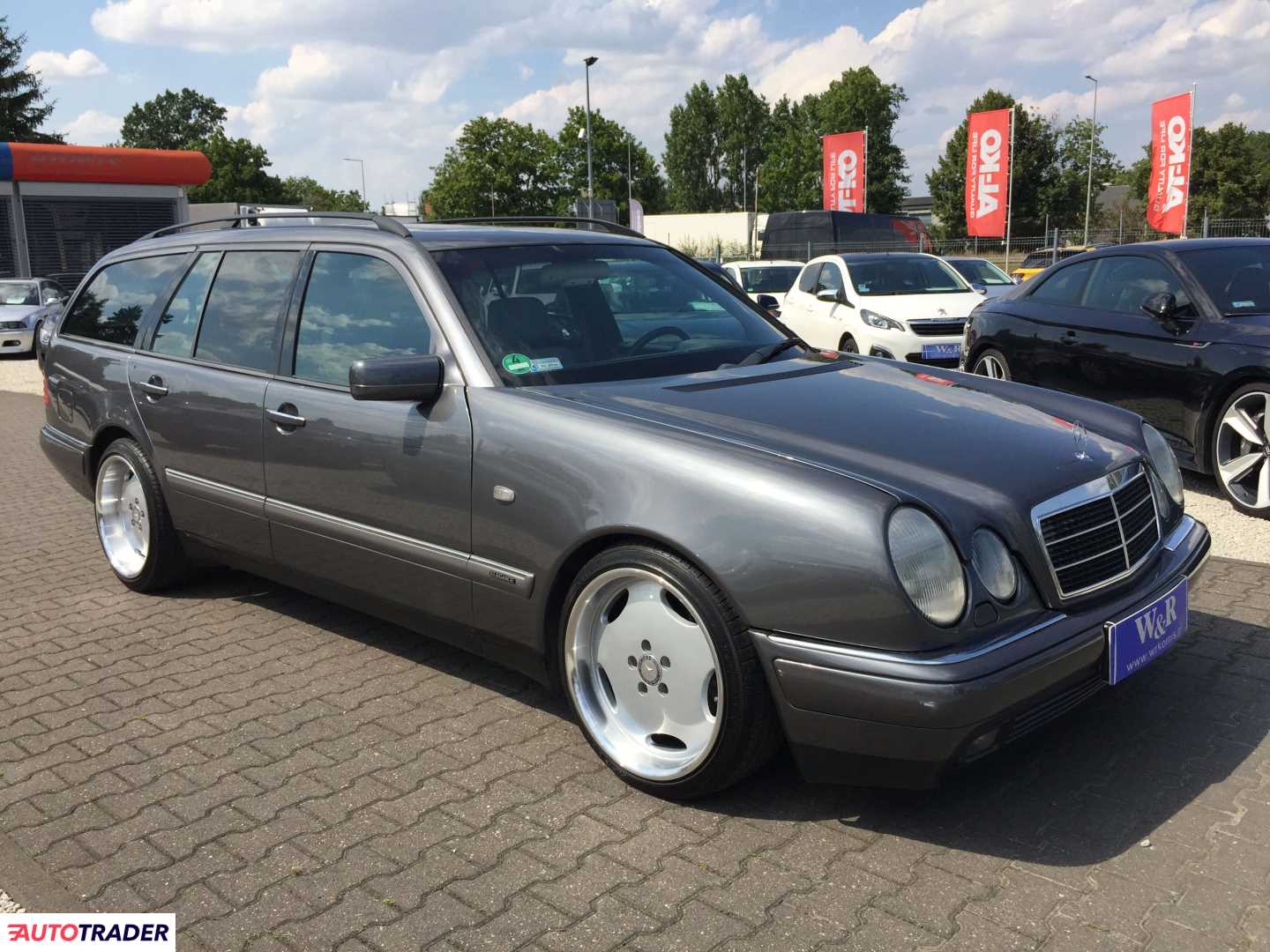 Mercedes E-klasa 1997 4.2 279 KM