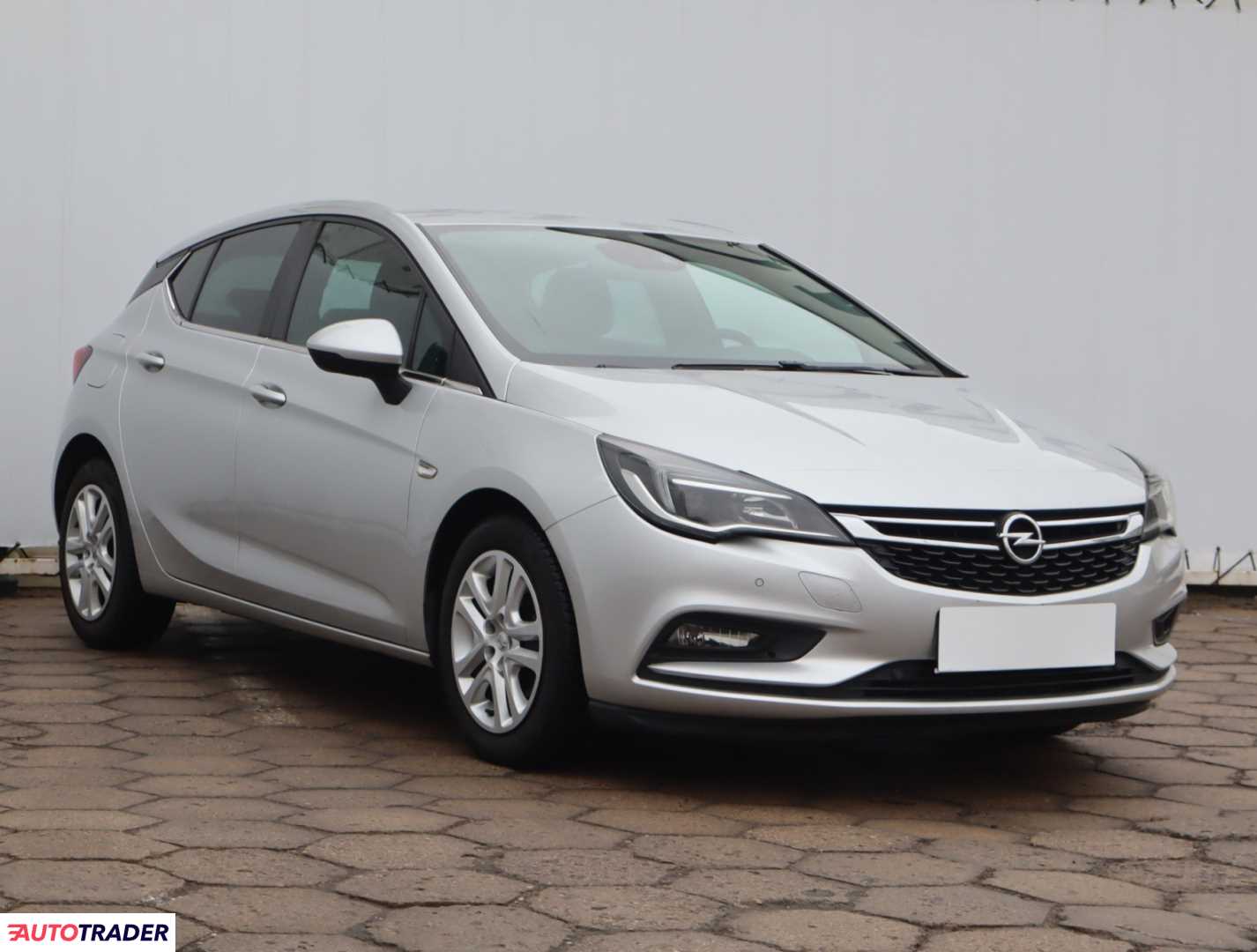 Opel Astra 2017 1.4 147 KM