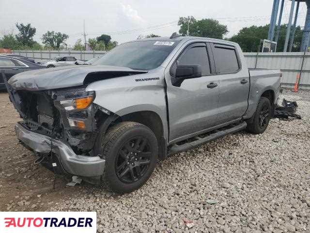 Chevrolet Silverado 2023 2