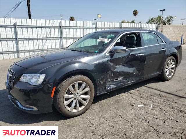 Chrysler 300C 3.0 benzyna 2018r. (COLTON)