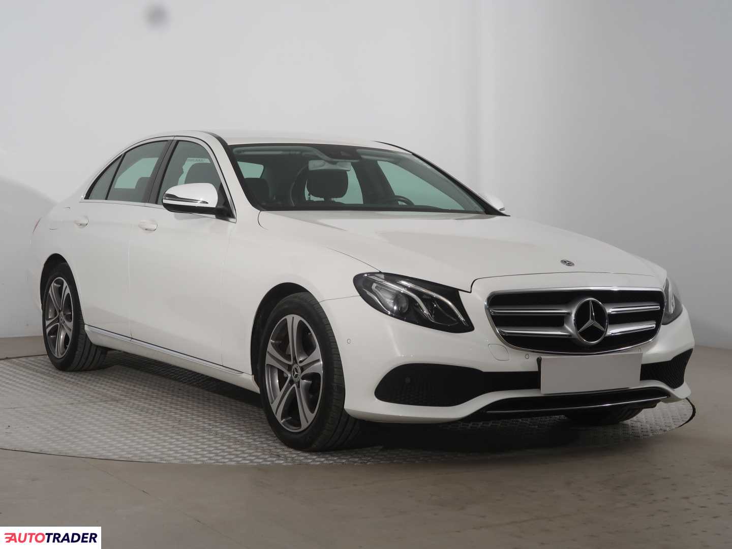 Mercedes E-klasa 2019 2.0 194 KM