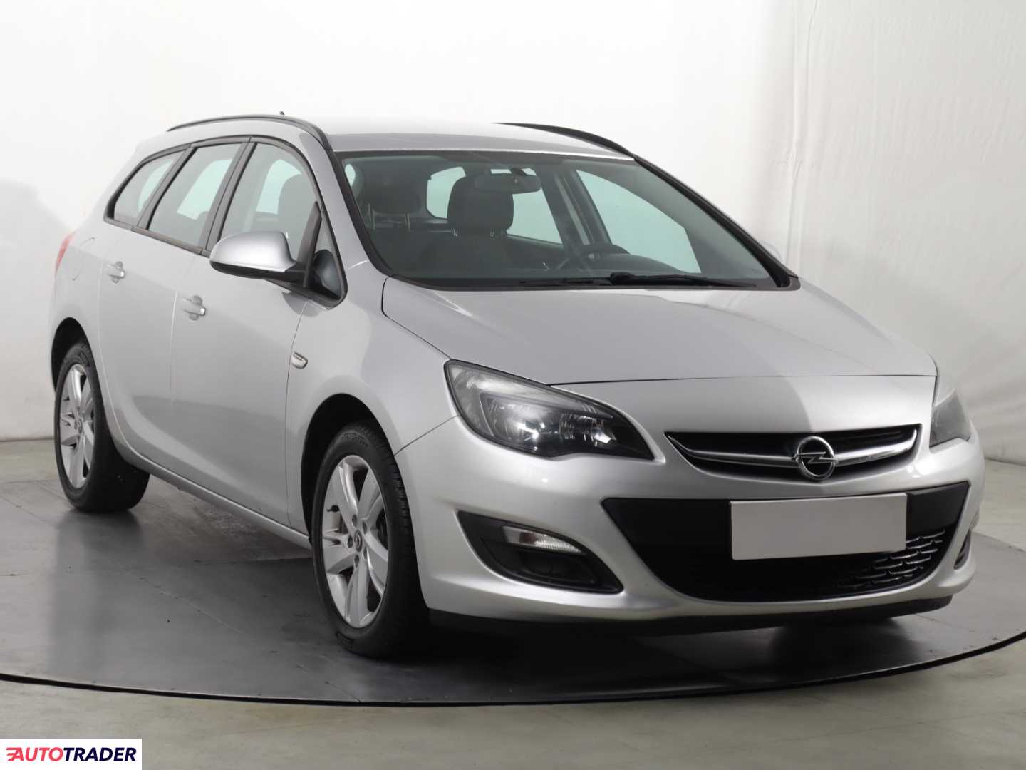 Opel Astra 2013 1.7 108 KM
