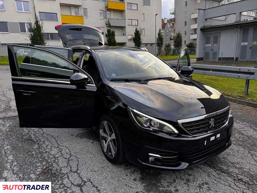 Peugeot 308 2018 1.2 130 KM