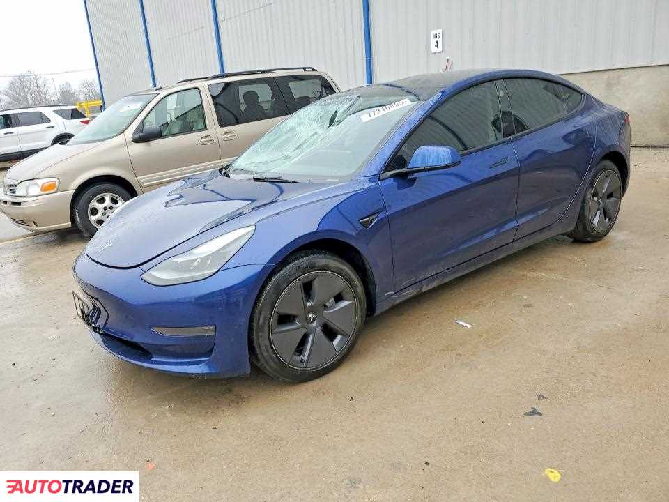 Tesla Model 3 2023