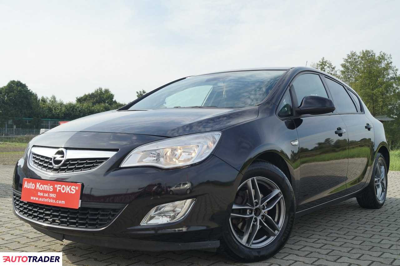 Opel Astra 2011 1.4 140 KM Opel Astra 2011 1.4 140 KM