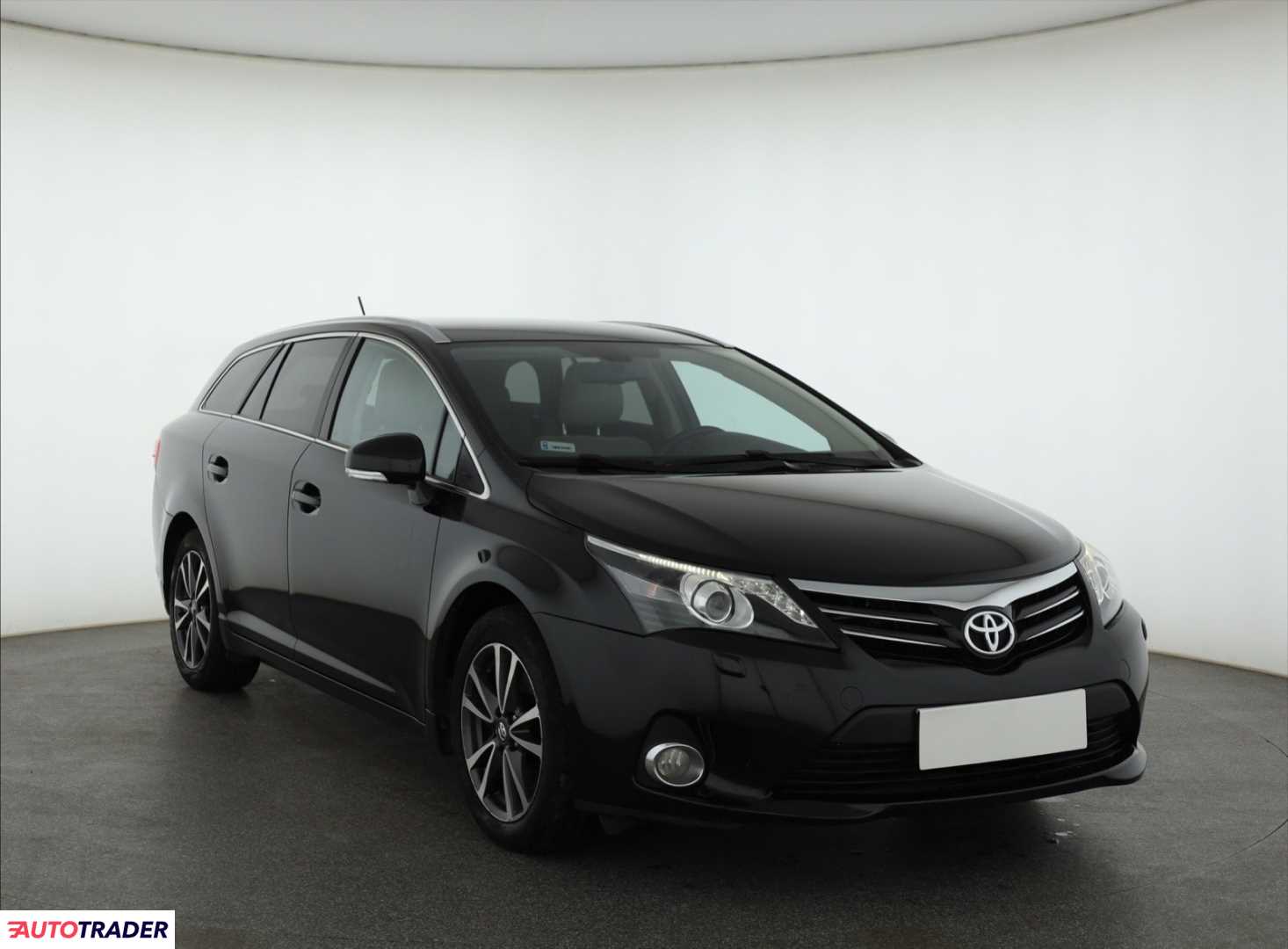 Toyota Avensis 2013 2.2 147 KM