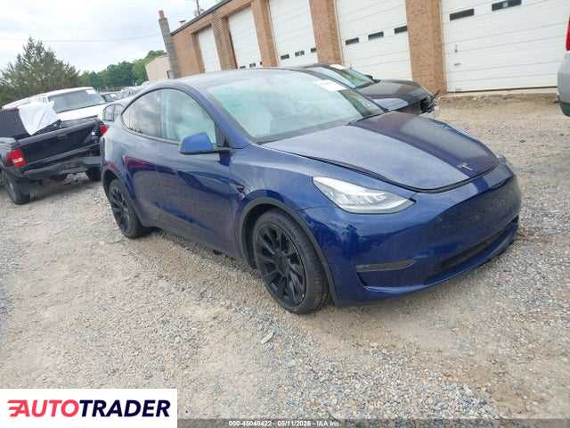 Tesla Model Y 2022