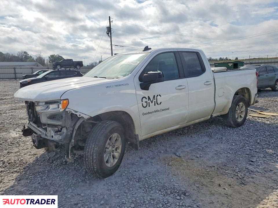 Chevrolet Silverado 2023 5