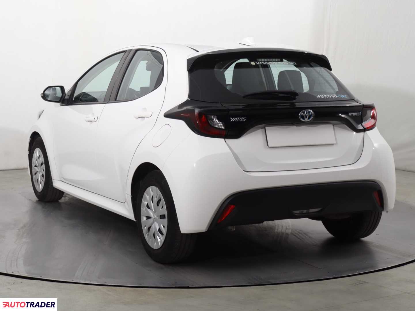 Toyota Yaris 2021 1.5 113 KM