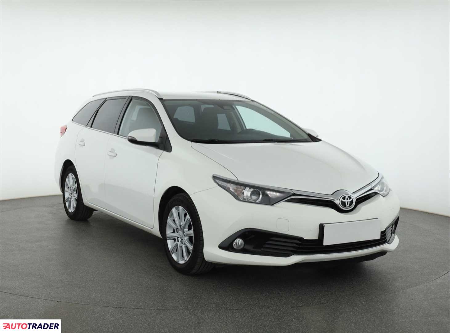 Toyota Auris 2016 1.6 109 KM Toyota Auris 2016 1.6 109 KM