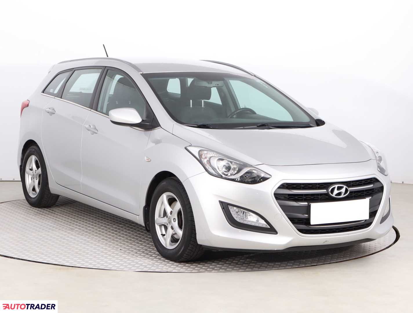Hyundai i30 2015 1.6 108 KM