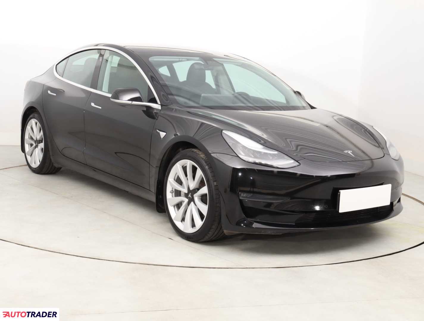 Tesla Model 3 2019 434 KM
