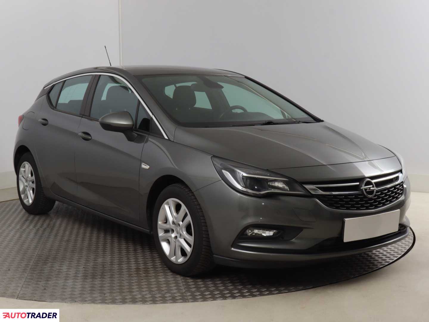 Opel Astra 2019 1.4 123 KM