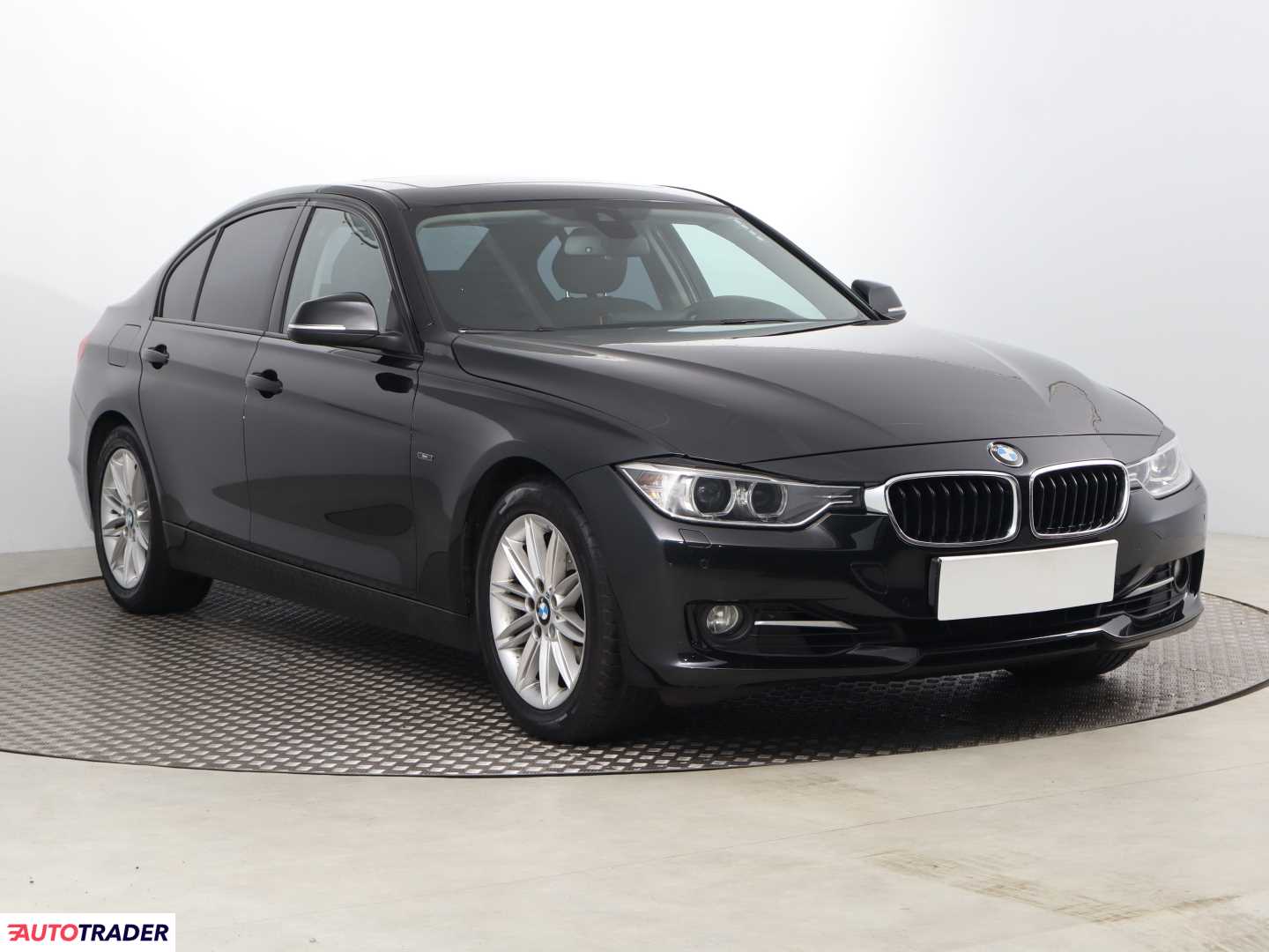 BMW 320 2013 2.0 181 KM BMW 320 2013 2.0 181 KM