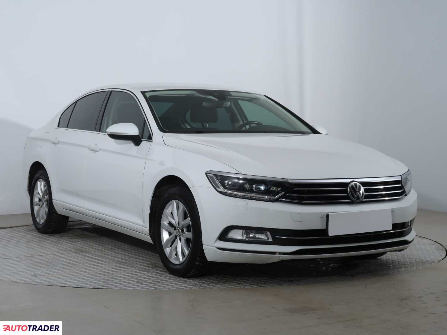 Volkswagen Passat 1.8 177 KM 2018r. (Piaseczno)