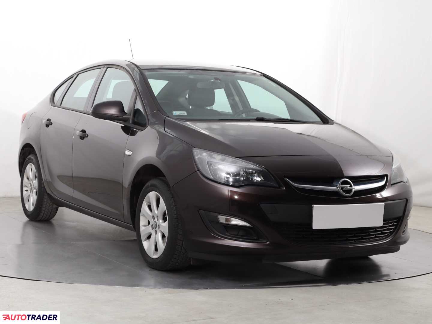 Opel Astra 2015 1.6 113 KM