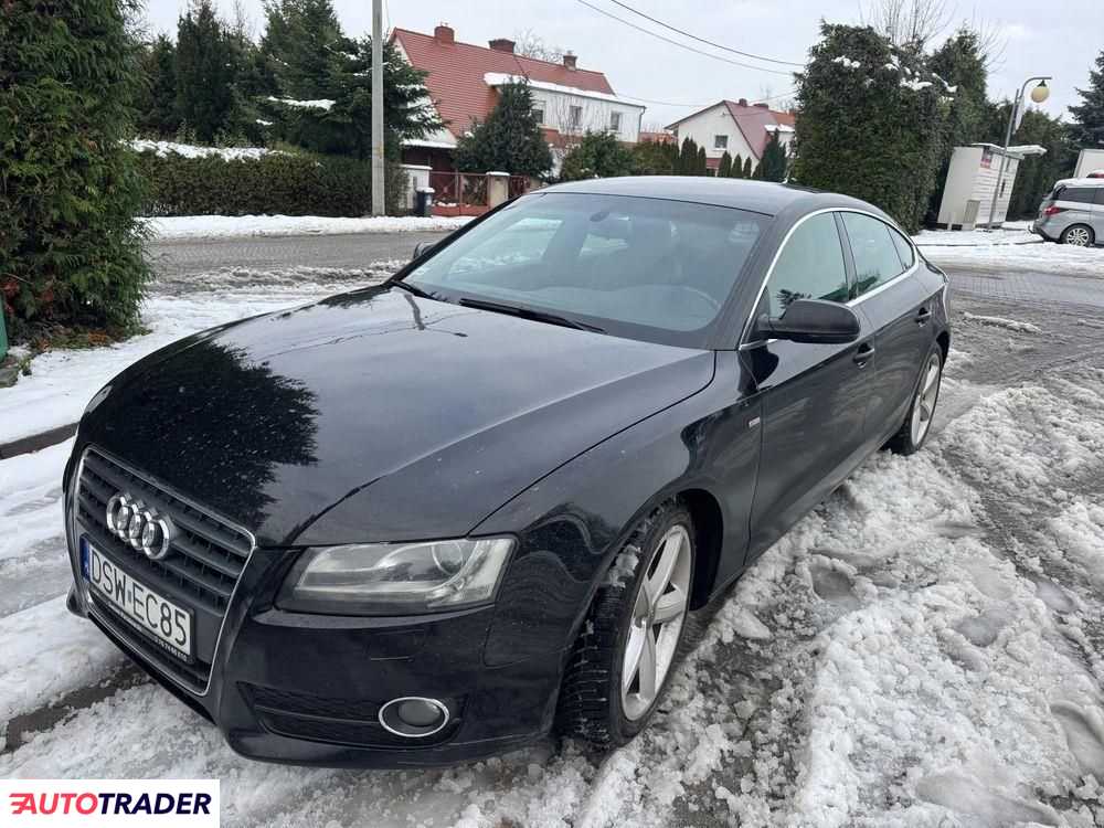 Audi A5 2010 2.0 211 KM