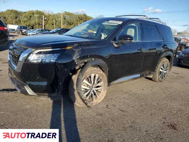 Nissan Pathfinder 2022 3