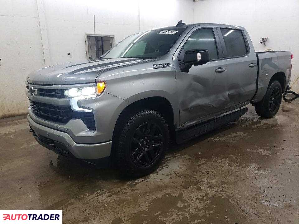 Chevrolet Silverado 2026 5