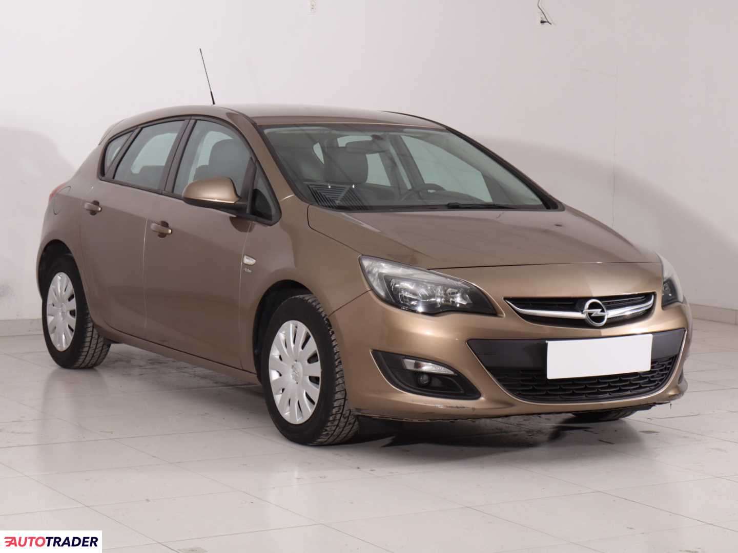 Opel Astra 2014 1.6 113 KM