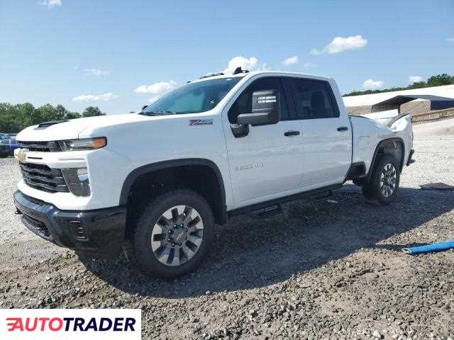 Chevrolet Silverado 2025 6