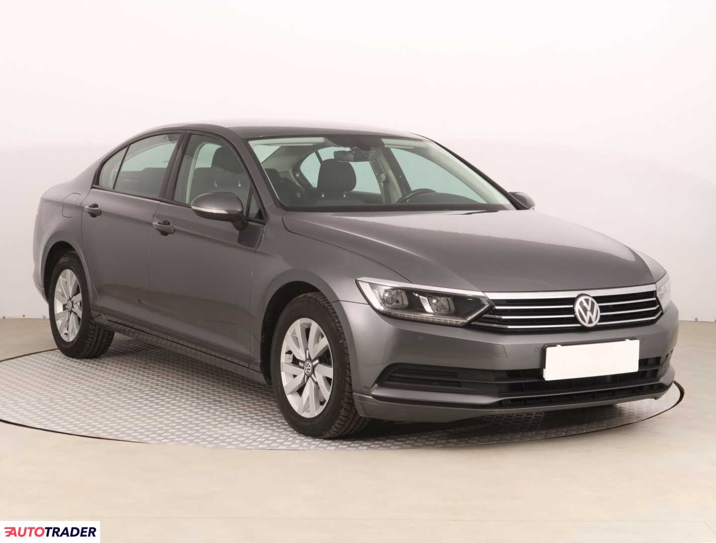 Volkswagen Passat 2.0 147 KM 2017r. (Piaseczno)