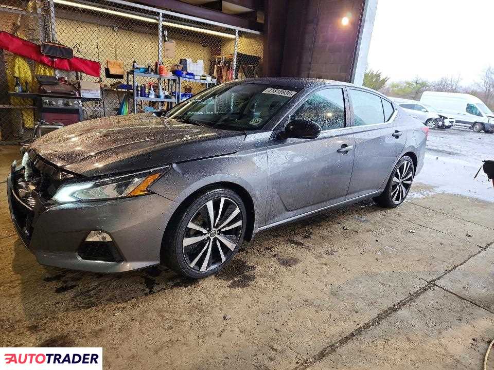 Nissan Altima 2021 2