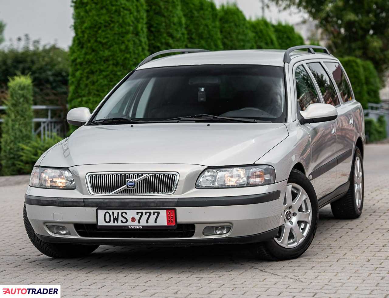 Volvo V70 2001 2.4 140 KM