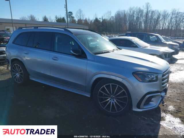 Mercedes GL 2025 3