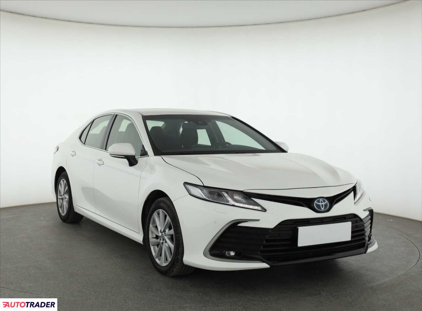 Toyota Camry 2021 2.5 214 KM