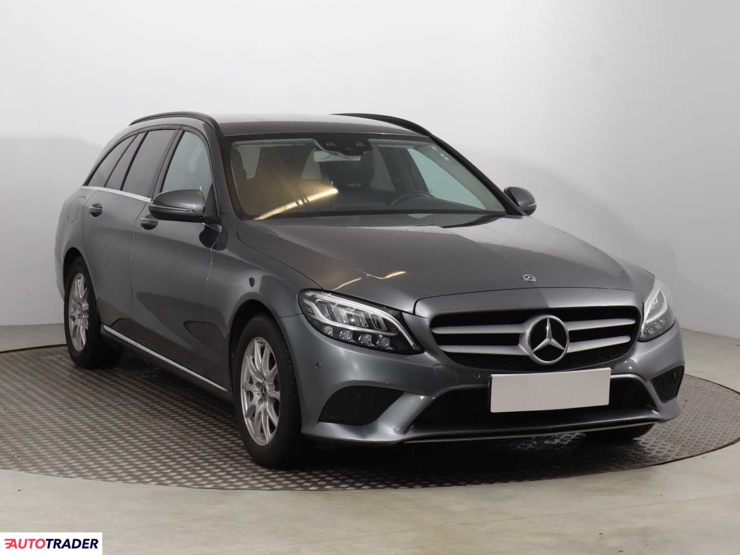 Mercedes C-klasa 2018 1.6 158 KM
