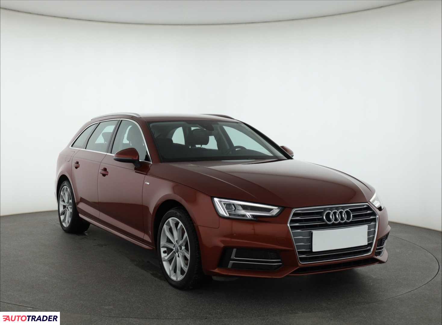 Audi A4 2018 1.4 147 KM