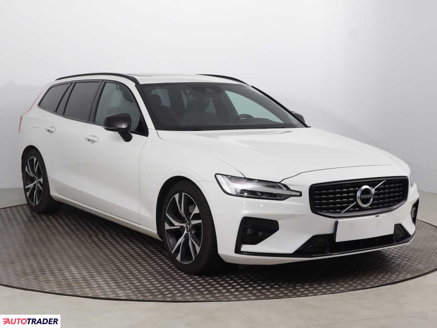 Volvo V60 2020 2.0 194 KM