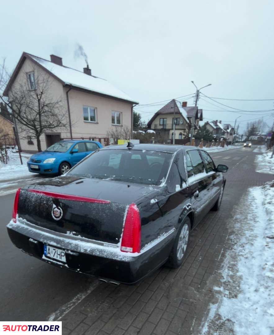 Cadillac Pozostałe 2011 4.6 274 KM