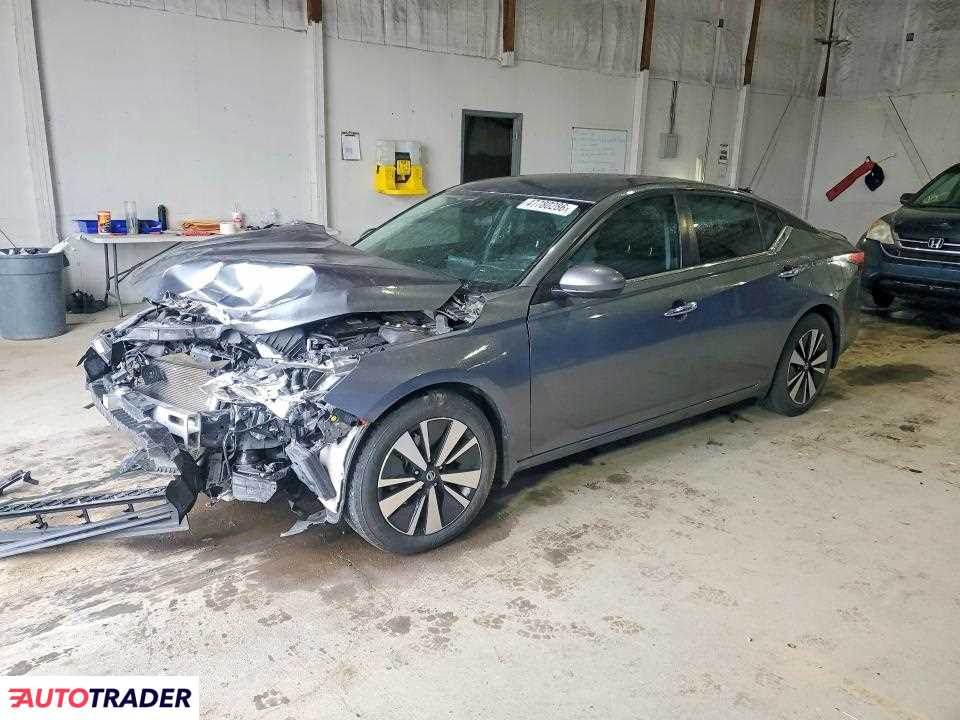 Nissan Altima 2021 2