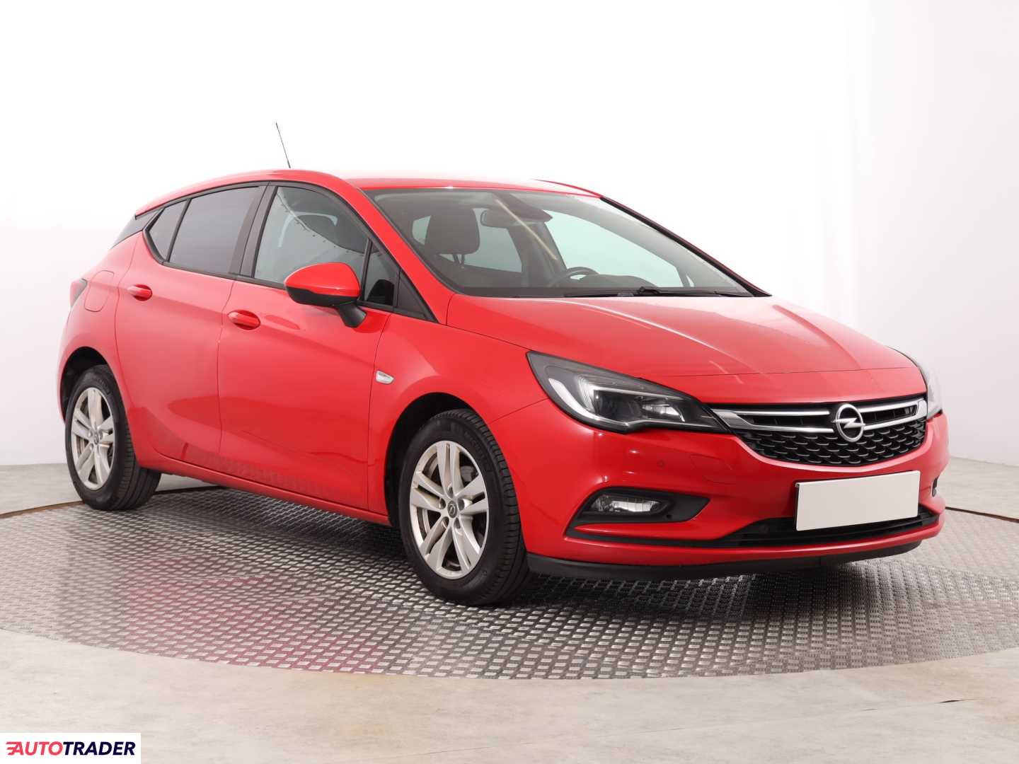 Opel Astra 2018 1.6 108 KM