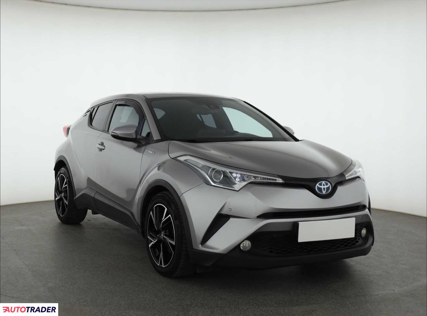 Toyota C-HR 2016 1.8 120 KM