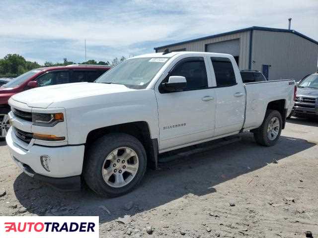 Chevrolet Silverado 2018 5