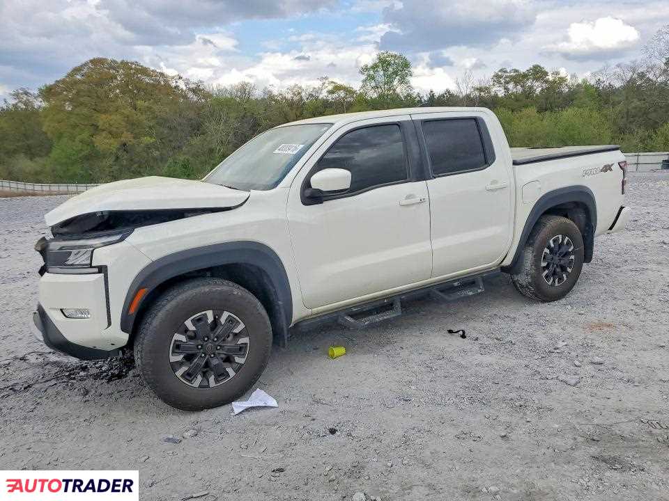 Nissan Frontier 2023 3