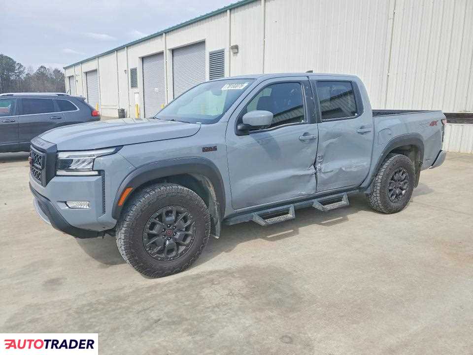 Nissan Frontier 2023 3