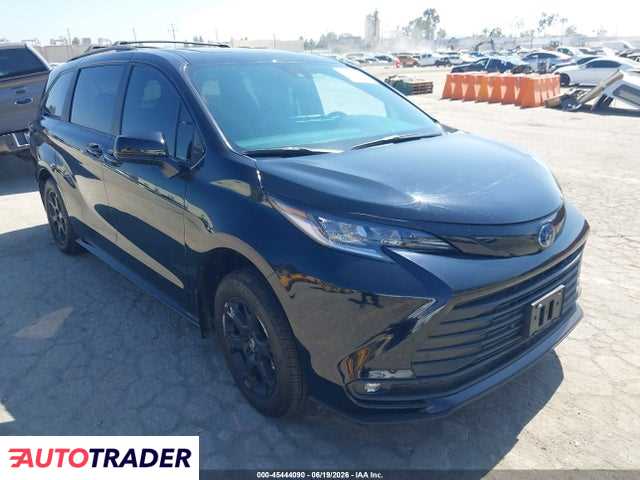 Toyota Sienna 2025 2